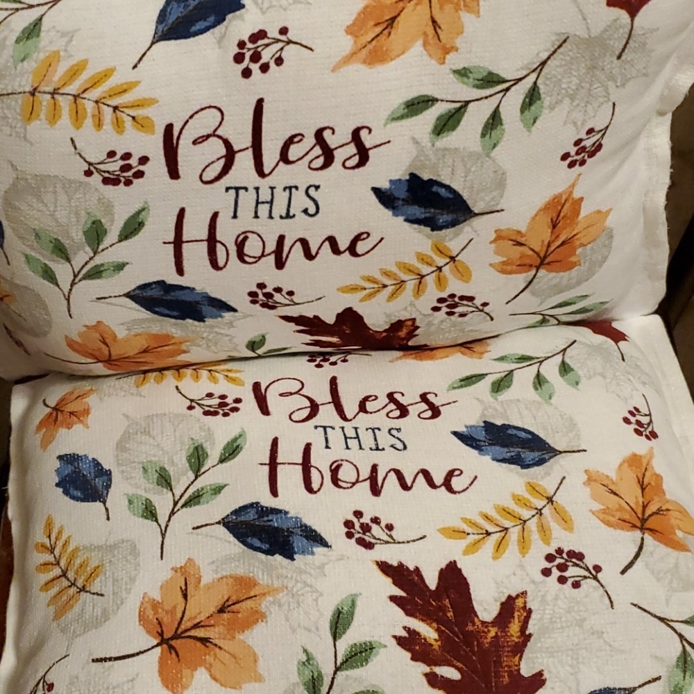 💥FALL SALE💥Fall Throw Pillows - Picture 2 of 2